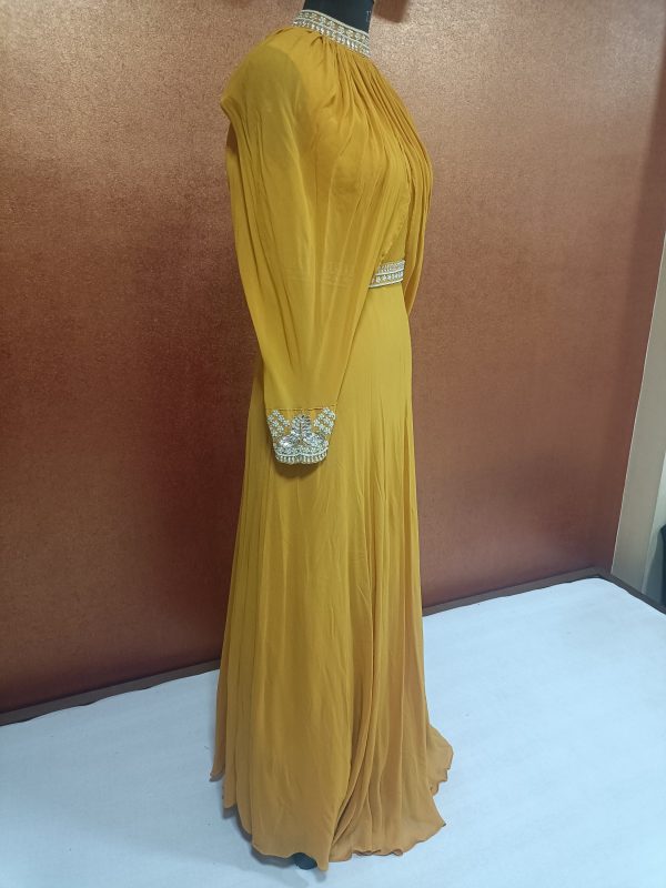 Label T2 Designer Gown With Hand Embroidery - Image 2