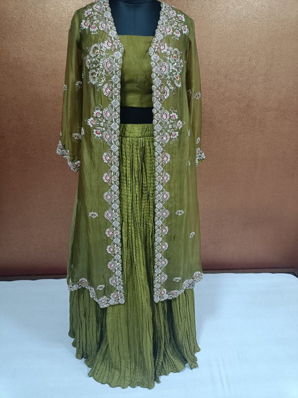 Exclusive Label T2 Designer Jacket Bustair with Crush Lehenga: FULL HAND Embroidery