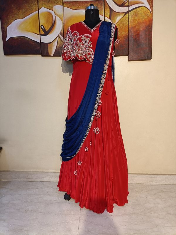 Label T2 Designer Drape Gown with Attached Dupatta. Heavy Hand Embroidery