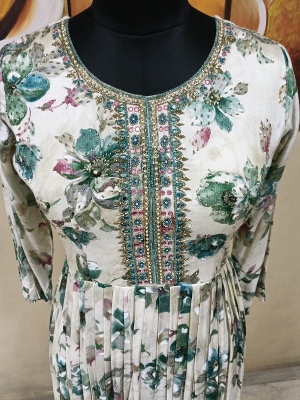 Label T2 Designer Gown , Hand Work - Image 3