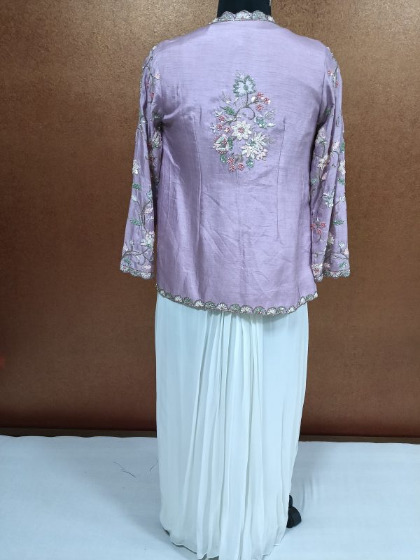 Label T2 Designer Cowl inner with Jacket - Image 3