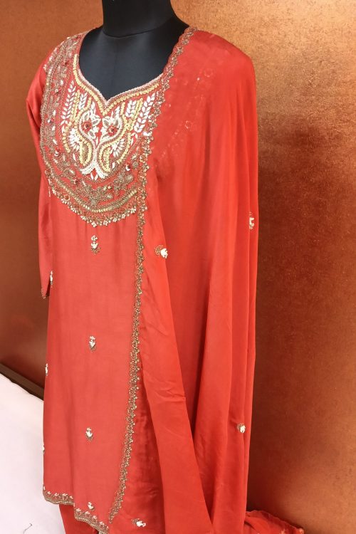 Exclusive Label T2 Designer Kurti, Gundi Pant with Dupatta: Pure Hand Embroidery