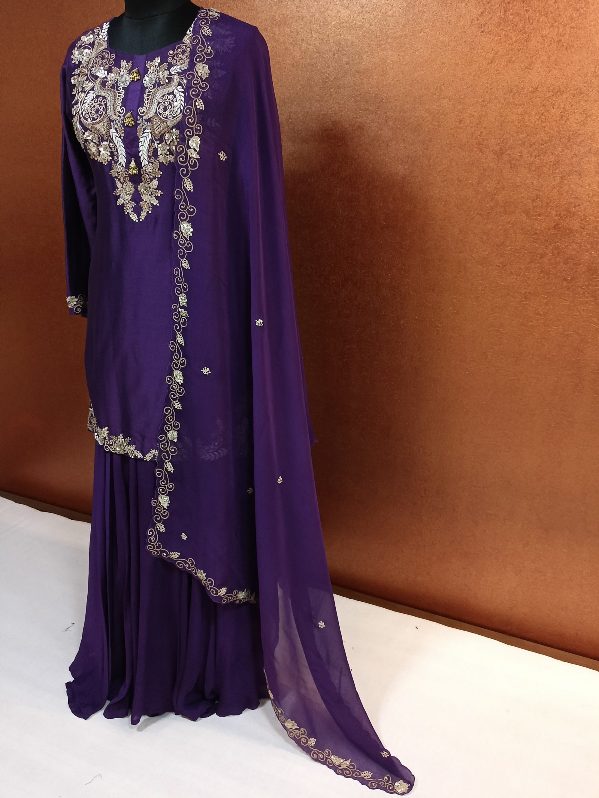 Exclusive Label T2 Designer Kurti Plazo with Dupatta. Exclusive Full Zardozi Hand Embroidery - Image 2