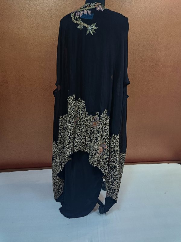 Label T2 Designer Cape Bustair with Drape Skirt Heavy Hand Embroidery - Image 3