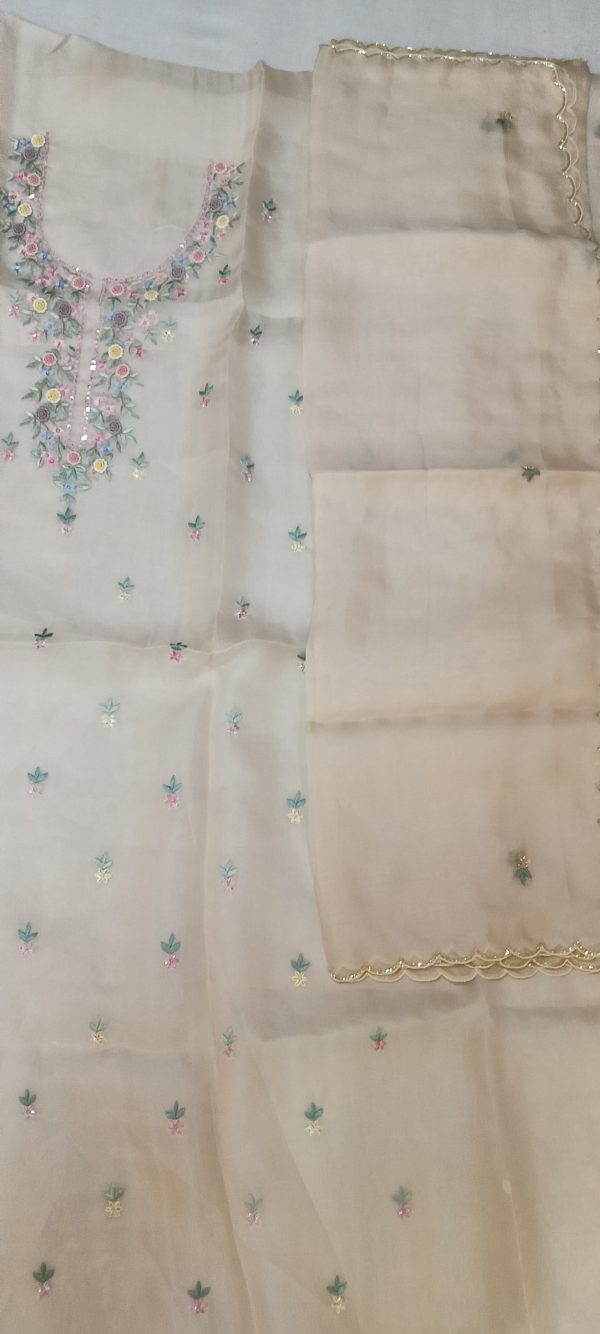 Label T2 Designer UNSTITCHED KURTI Pant with Dupatta Exclusive Hand Embroidery - Image 3